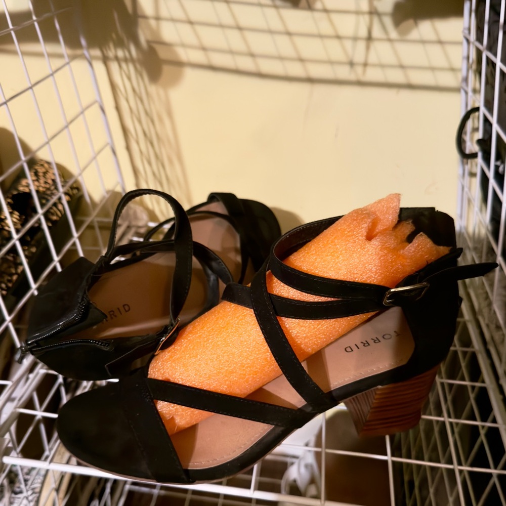 Torrid black strappy sandals, 10.5W